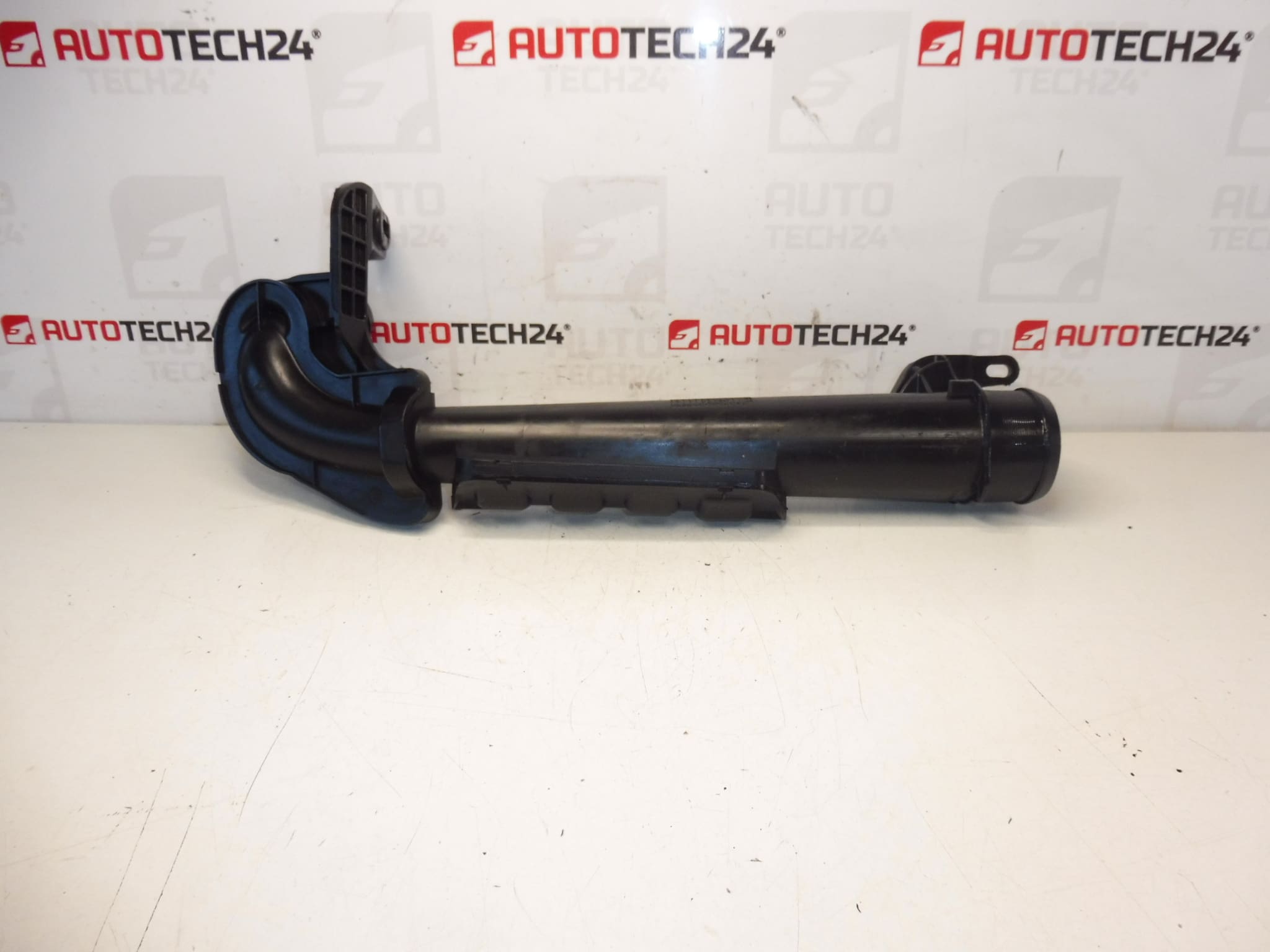 Tubo de admissão Citroën Peugeot 2.0 HDI 9674900880 0382RN