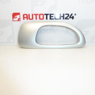 Capa da maçaneta interna da porta traseira esquerda Peugeot 307 9634770077 9119Y1