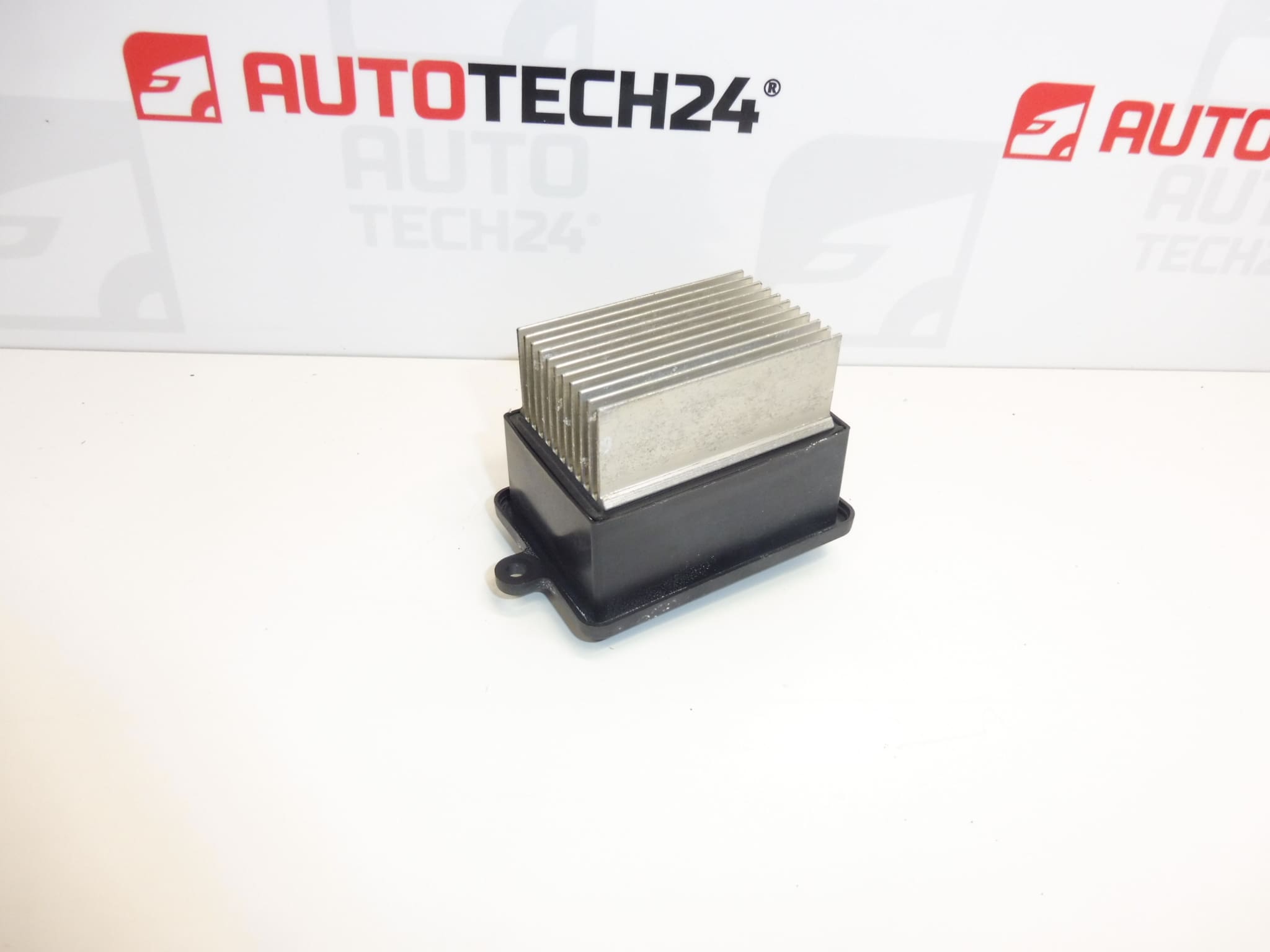 Regulador do ventilador Citroën Peugeot 9821291880