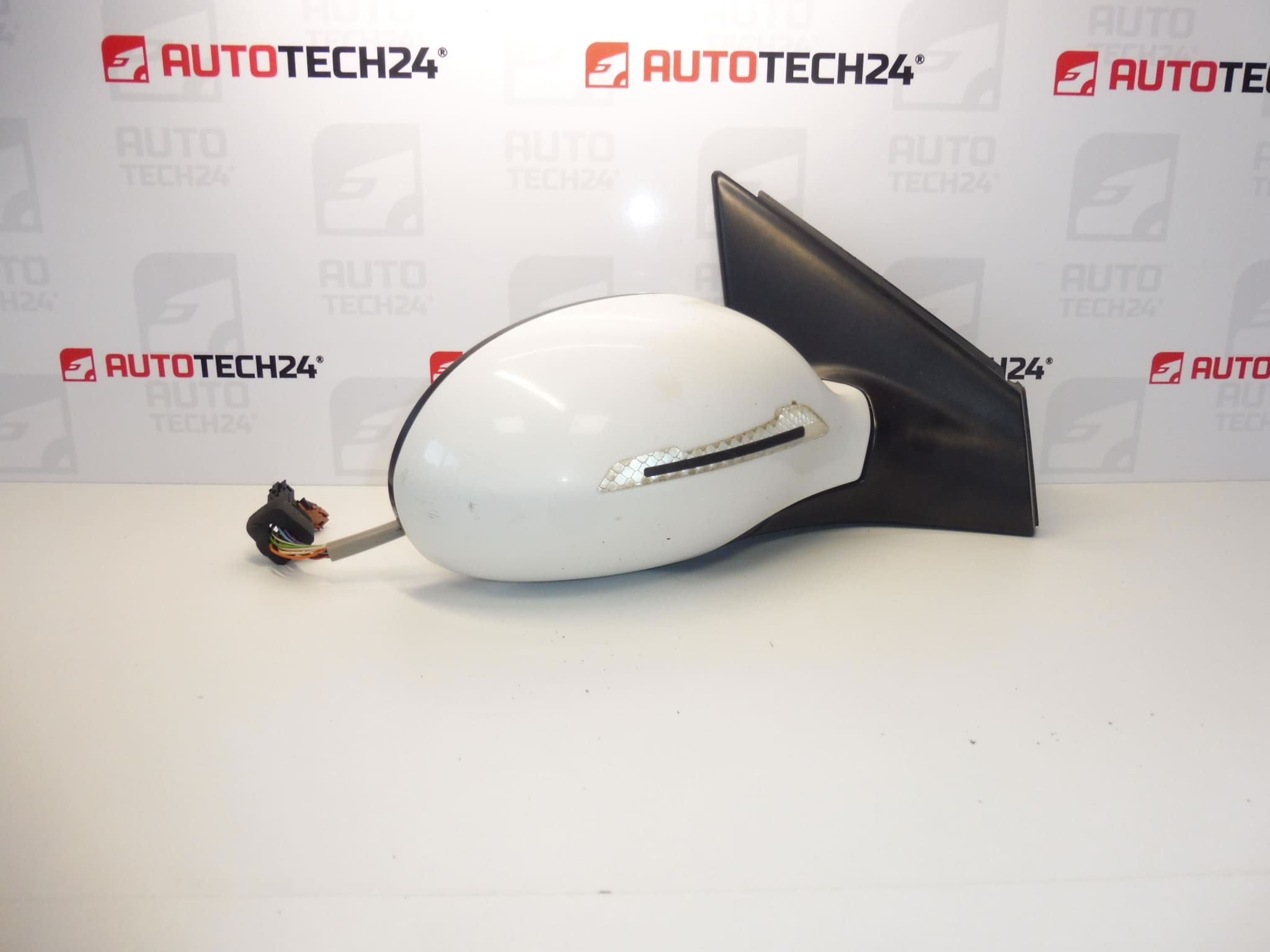 Retrovisor direito Citroën C5 rebatível eletricamente EWPB 96532993XT 8149WH